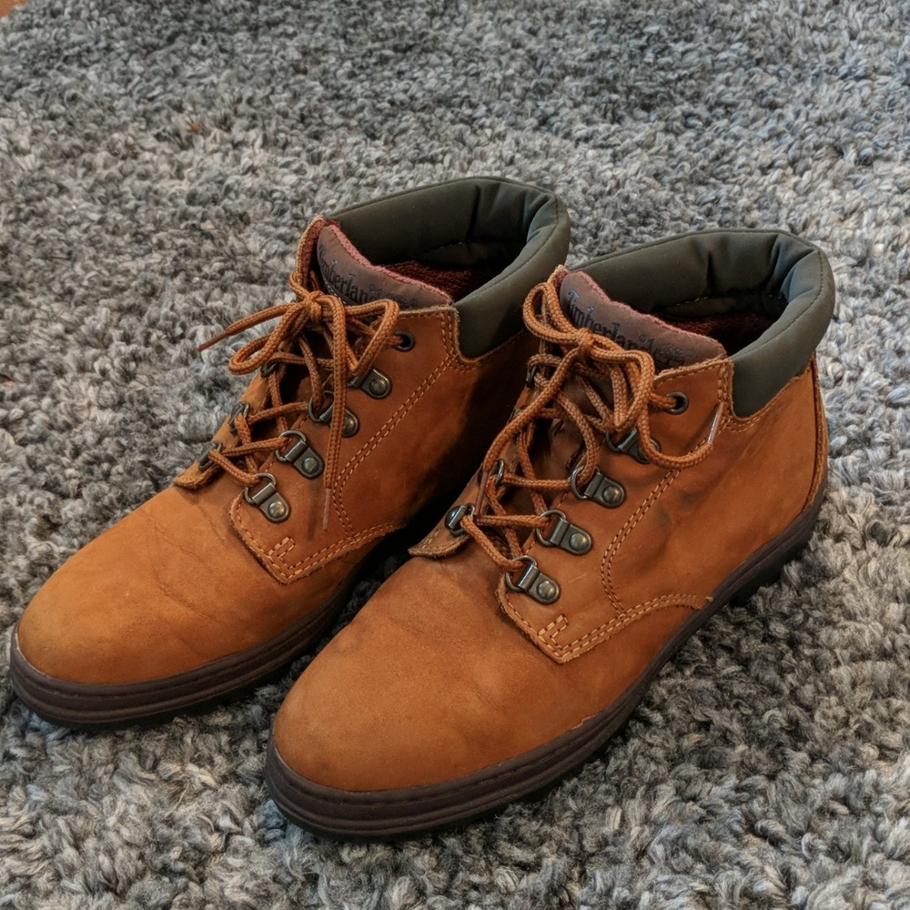 Timberland suede boots
